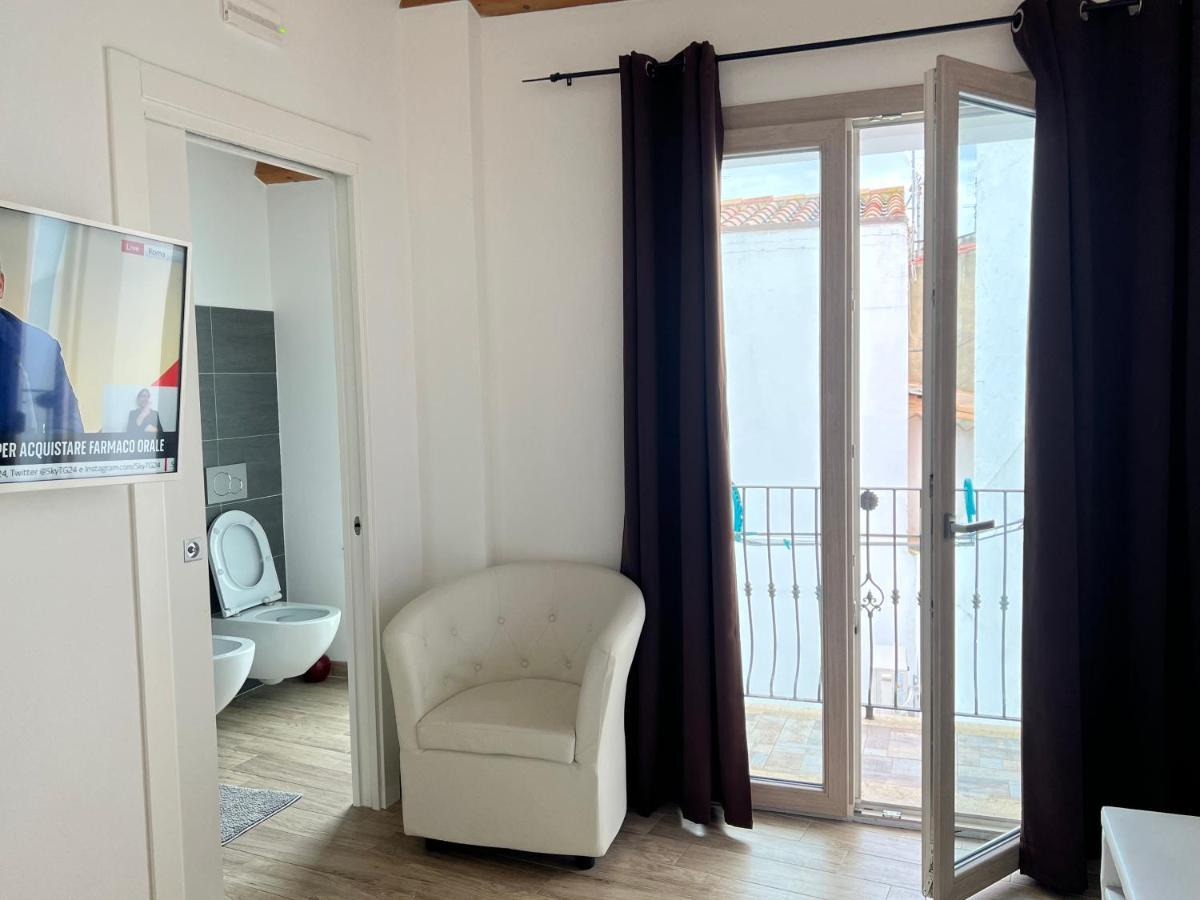 Appartement L'Angelo Bianco à Pula Extérieur photo